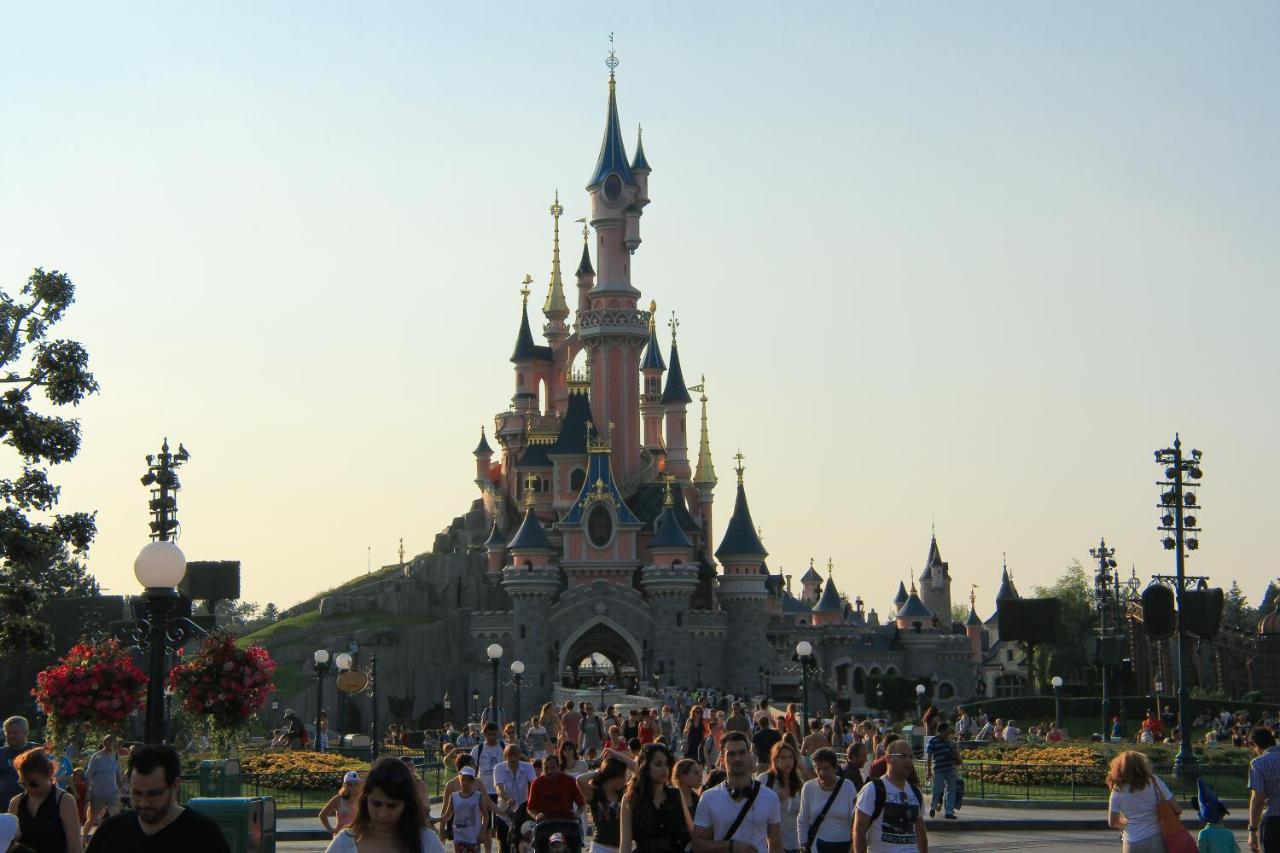 Appartement Wakandais-Proche Disney, Parking & Wifi Montévrain Exterior foto